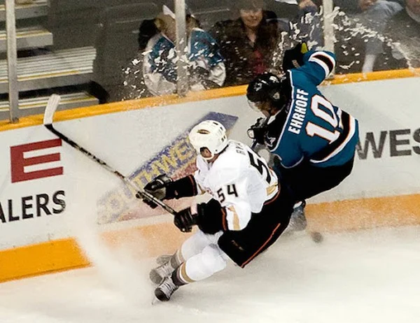 Why do Icing Call Odds intrigue niche hockey bettors?
