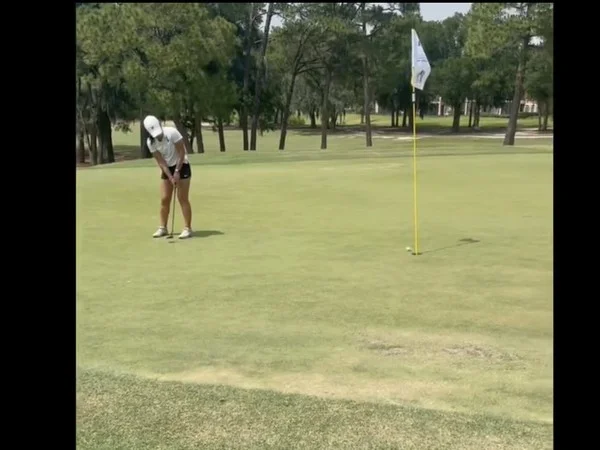 How does pin position impact betting on birdie chances?