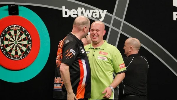 What is the psychological meaning of head-to-head betting odds with darts players?