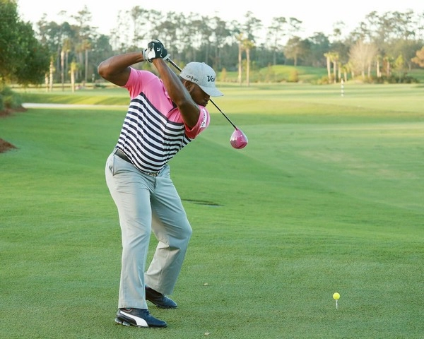 What makes golf long drive outcomes unreliable?