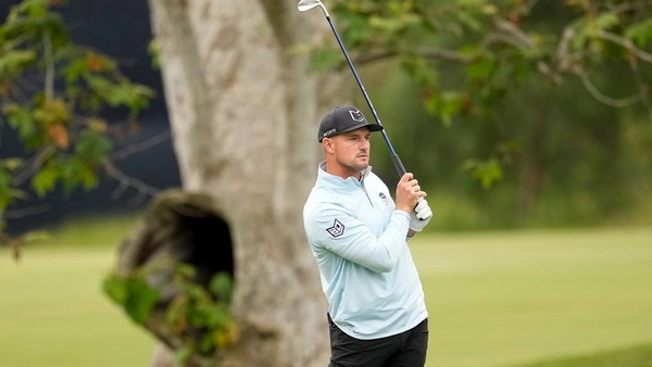 Can golf playoff tension produce shock results?