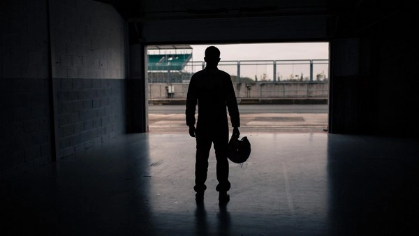 Can racing driver psychology help identify winning odds?