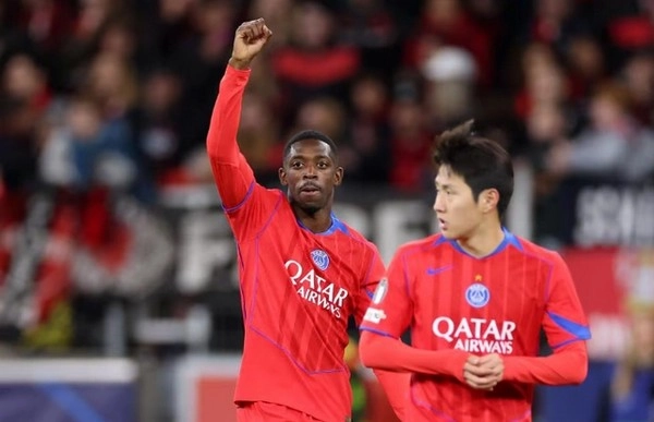 Paris Saint-Germain president warns Dembele about contract demands