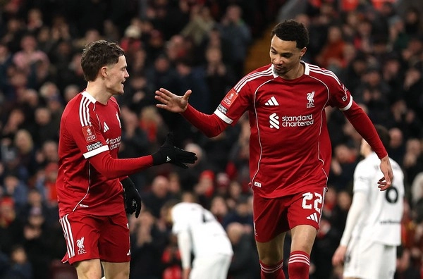 Does half-second volatility create hidden value?